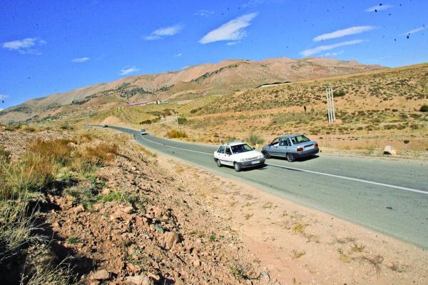 سراشیبی هایی در ایران که خودروها در حالت دنده خلاص برعکس حرکت می نمایند